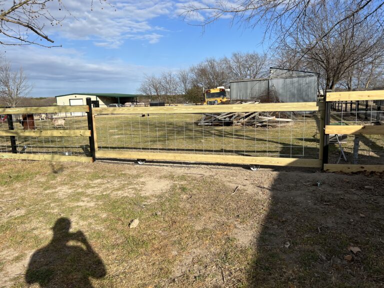 farm fence slide gate ovilla tx